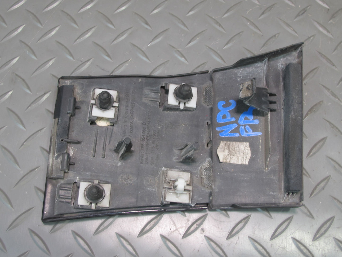 2011-2018 Porsche Cayenne 958 Front Right Side Lower Fender Molding Trim Cover