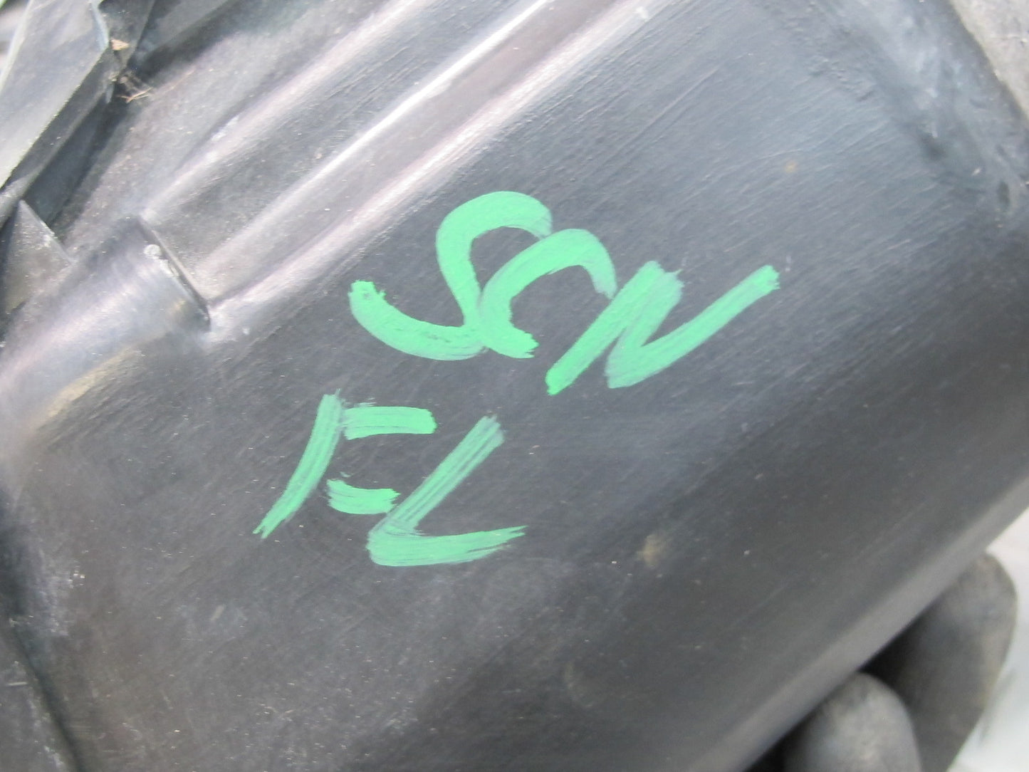 98-00 Lexus JZZ31L SC400 SC300 Set of 2 Front Inner High Beam Headlight Lamp OEM