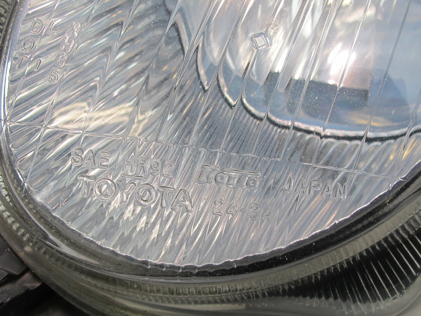 98-00 Lexus JZZ31L SC400 SC300 Set of 2 Front Inner High Beam Headlight Lamp OEM