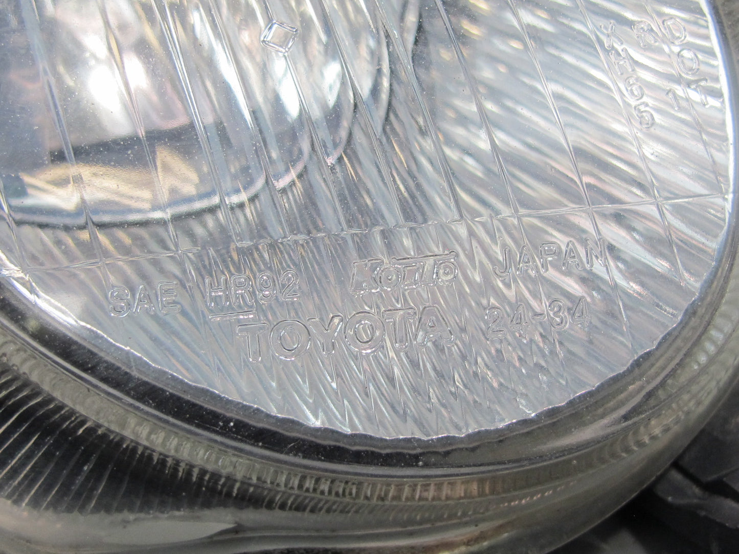 98-00 Lexus JZZ31L SC400 SC300 Set of 2 Front Inner High Beam Headlight Lamp OEM