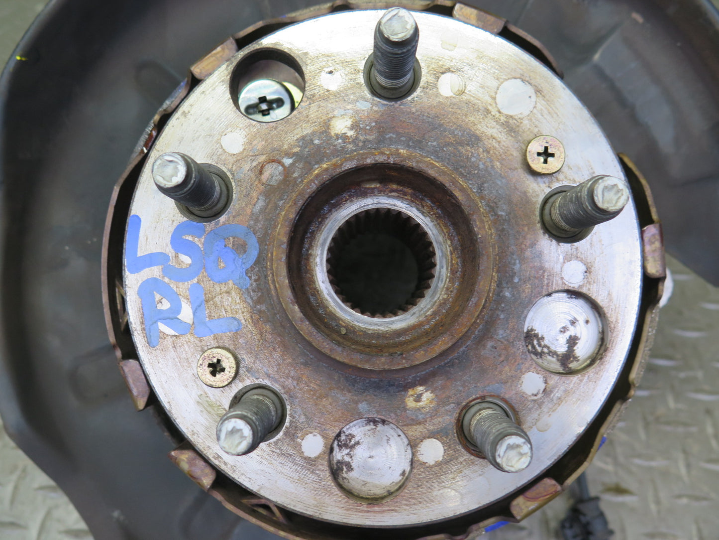 98-00 Lexus UCF20L LS400 Rear Left Spindle Knuckle Wheel Hub Bearing 102K OEM