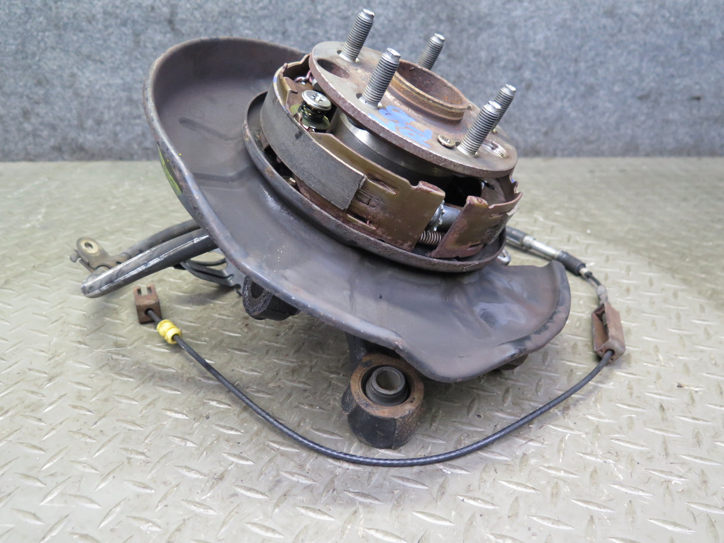 98-00 Lexus UCF20L LS400 Rear Left Spindle Knuckle Wheel Hub Bearing 102K OEM