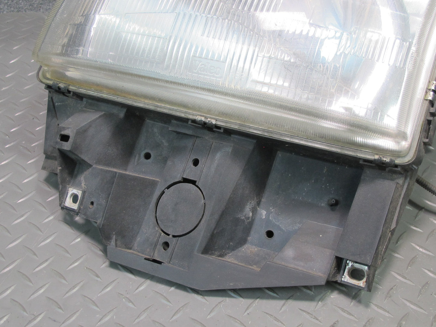 99-03 VW Eurovan T4 Front Left Halogen Headlight Lamp OEM