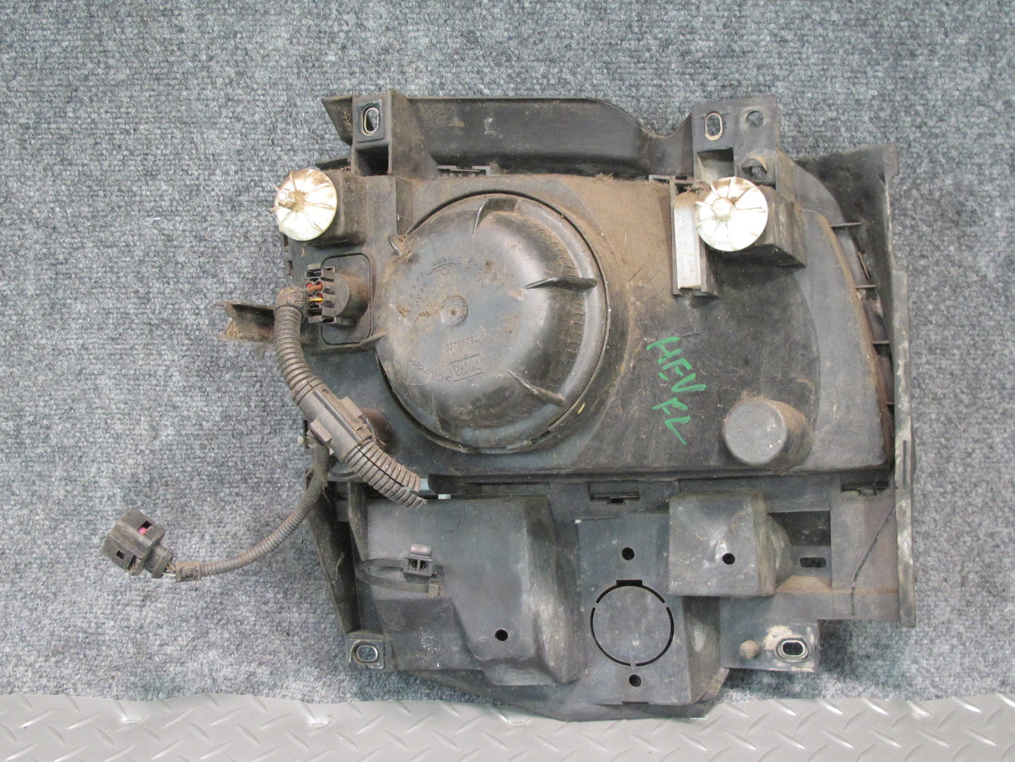 99-03 VW Eurovan T4 Front Left Halogen Headlight Lamp OEM