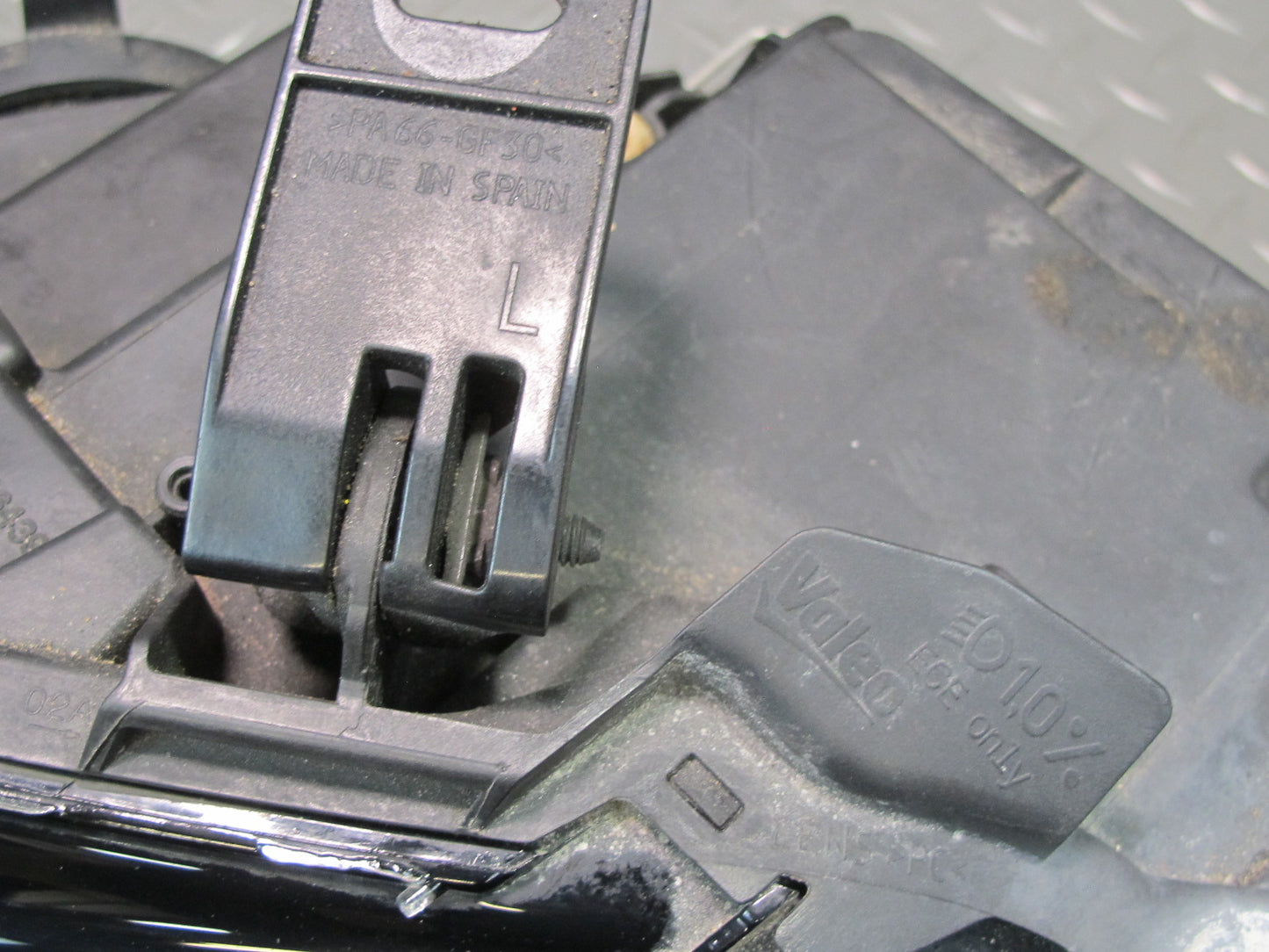 08-12 Audi 8T A5 S5 Front Left Xenon HID Headlight Lamp OEM