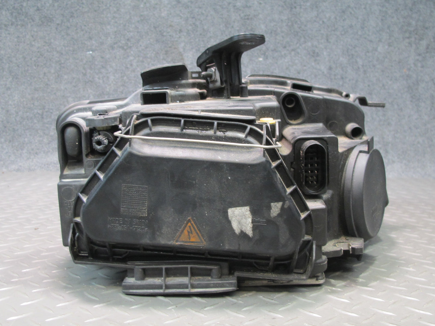 08-12 Audi 8T A5 S5 Front Left Xenon HID Headlight Lamp OEM