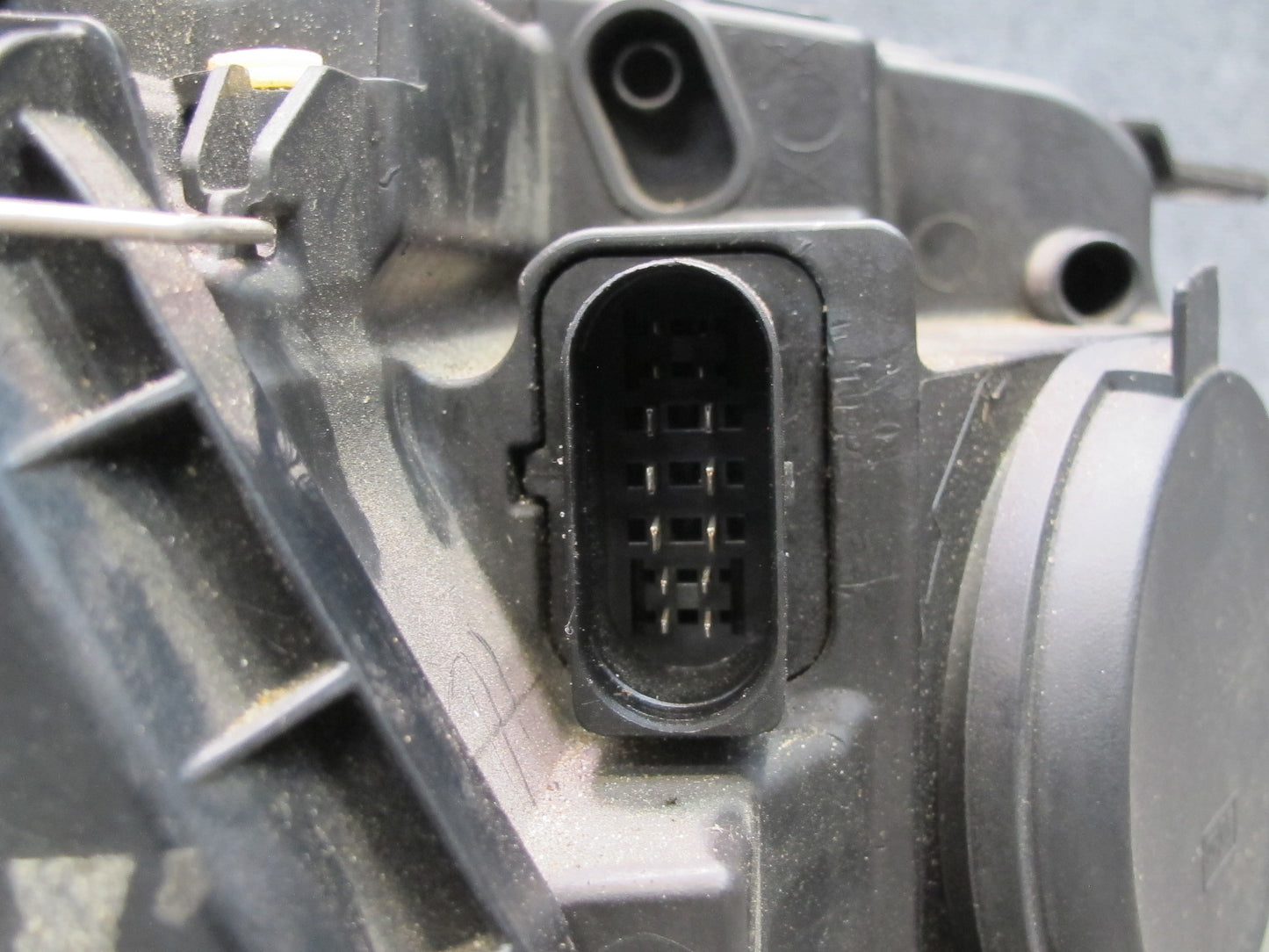 08-12 Audi 8T A5 S5 Front Left Xenon HID Headlight Lamp OEM