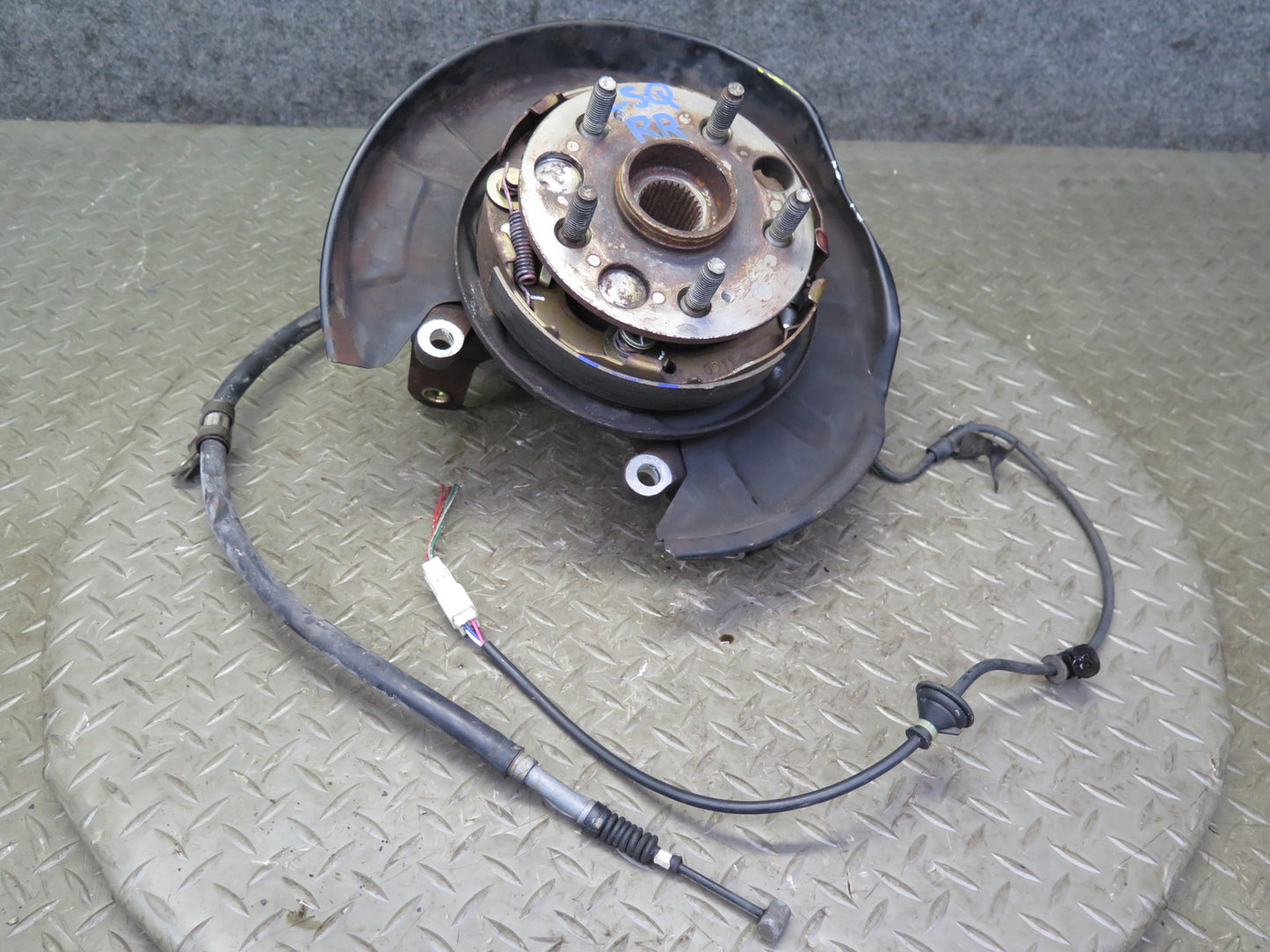 98-00 Lexus UCF20L LS400 Rear Right Spindle Knuckle Wheel Hub Bearing 102K OEM