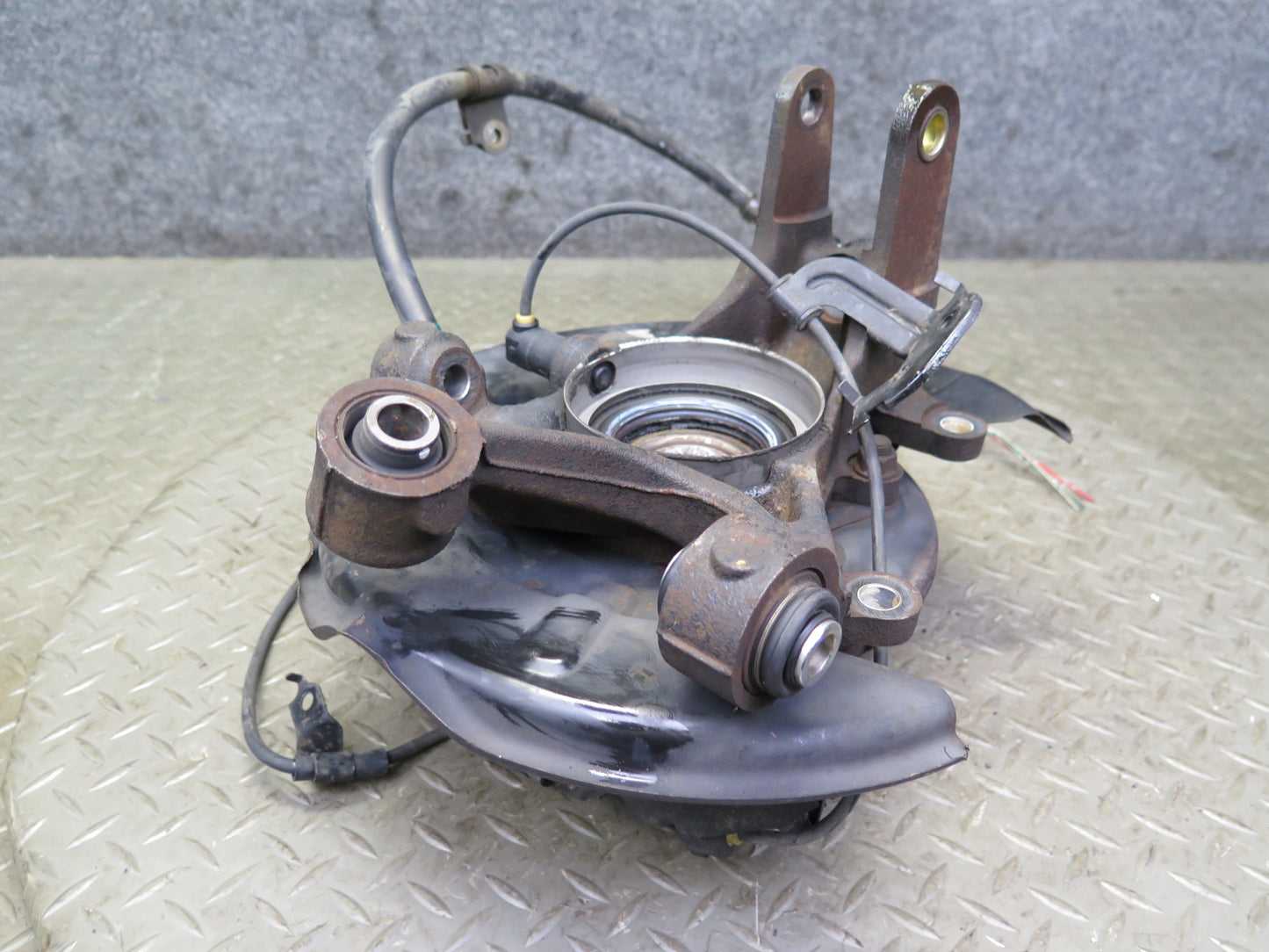 98-00 Lexus UCF20L LS400 Rear Right Spindle Knuckle Wheel Hub Bearing 102K OEM