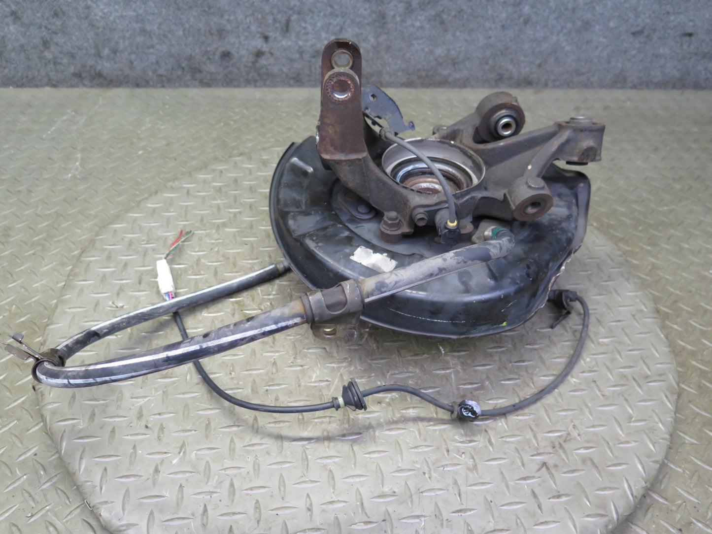 98-00 Lexus UCF20L LS400 Rear Right Spindle Knuckle Wheel Hub Bearing 102K OEM