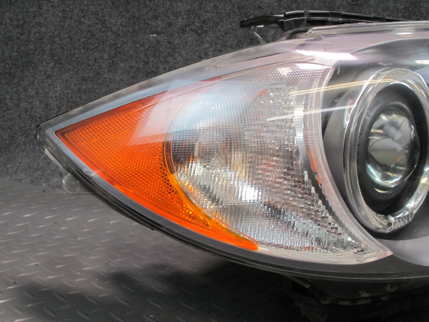 08-11 BMW E82 E88 135i Front Right Adaptive Xenon HID Headlight Lamp 7181286 OEM