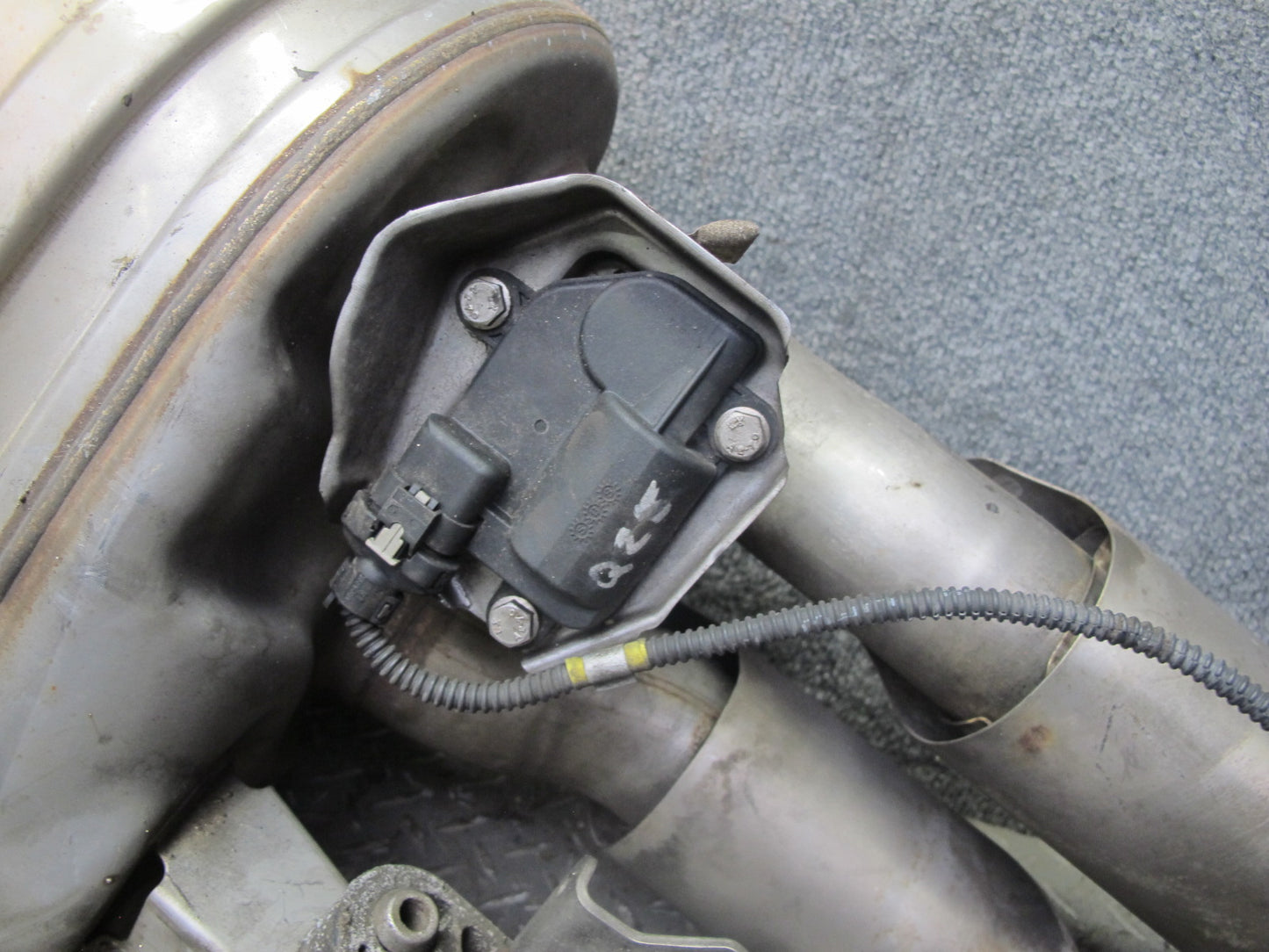 17-21 Porsche Panamera 4S 971 Rear Left Exhaust Muffler 971253351B 44K Miles