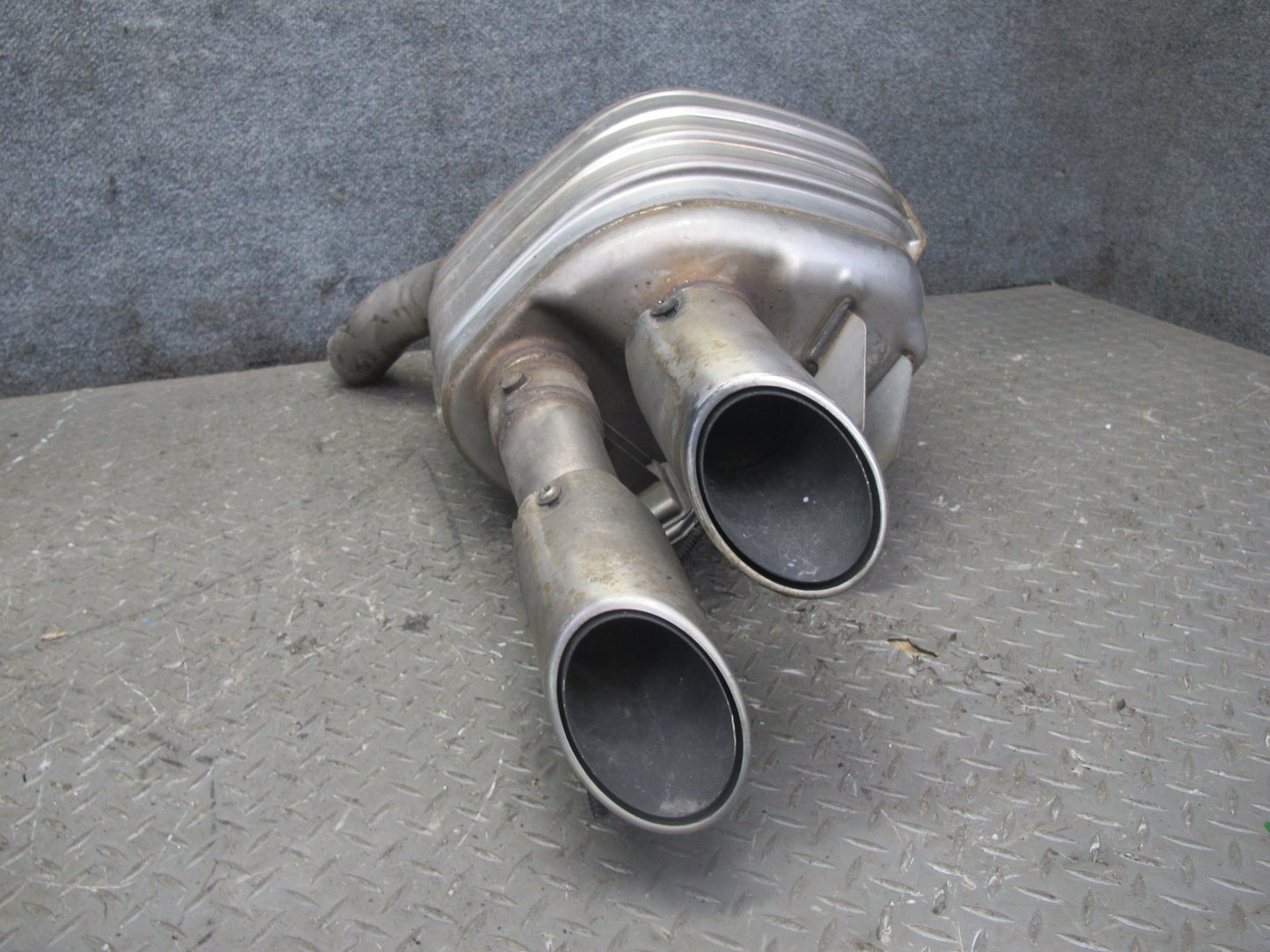 17-21 Porsche Panamera 4S 971 Rear Left Exhaust Muffler 971253351B 44K Miles