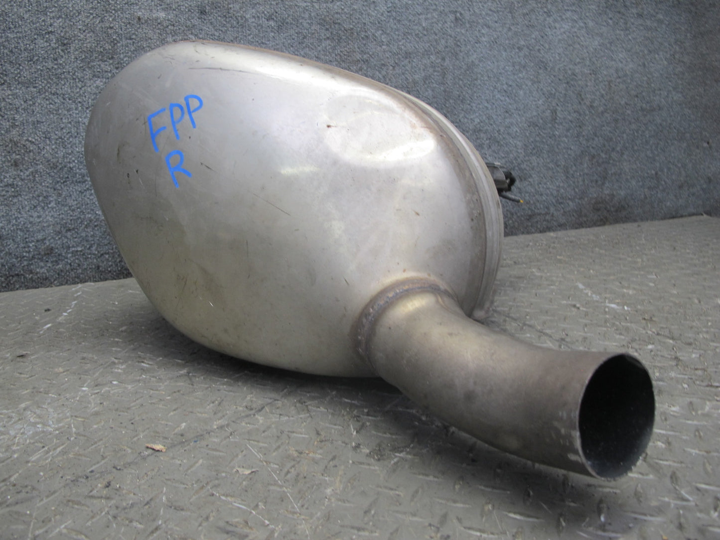 17-21 Porsche Panamera 4S 971 Rear Right Exhaust Muffler 971253352B 44K Miles