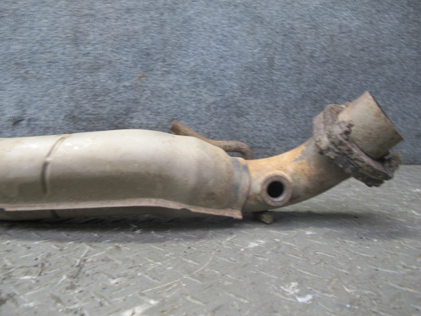 99-03 VW Eurovan T4 2.8L AES A/T Front Exhaust Pipe OEM