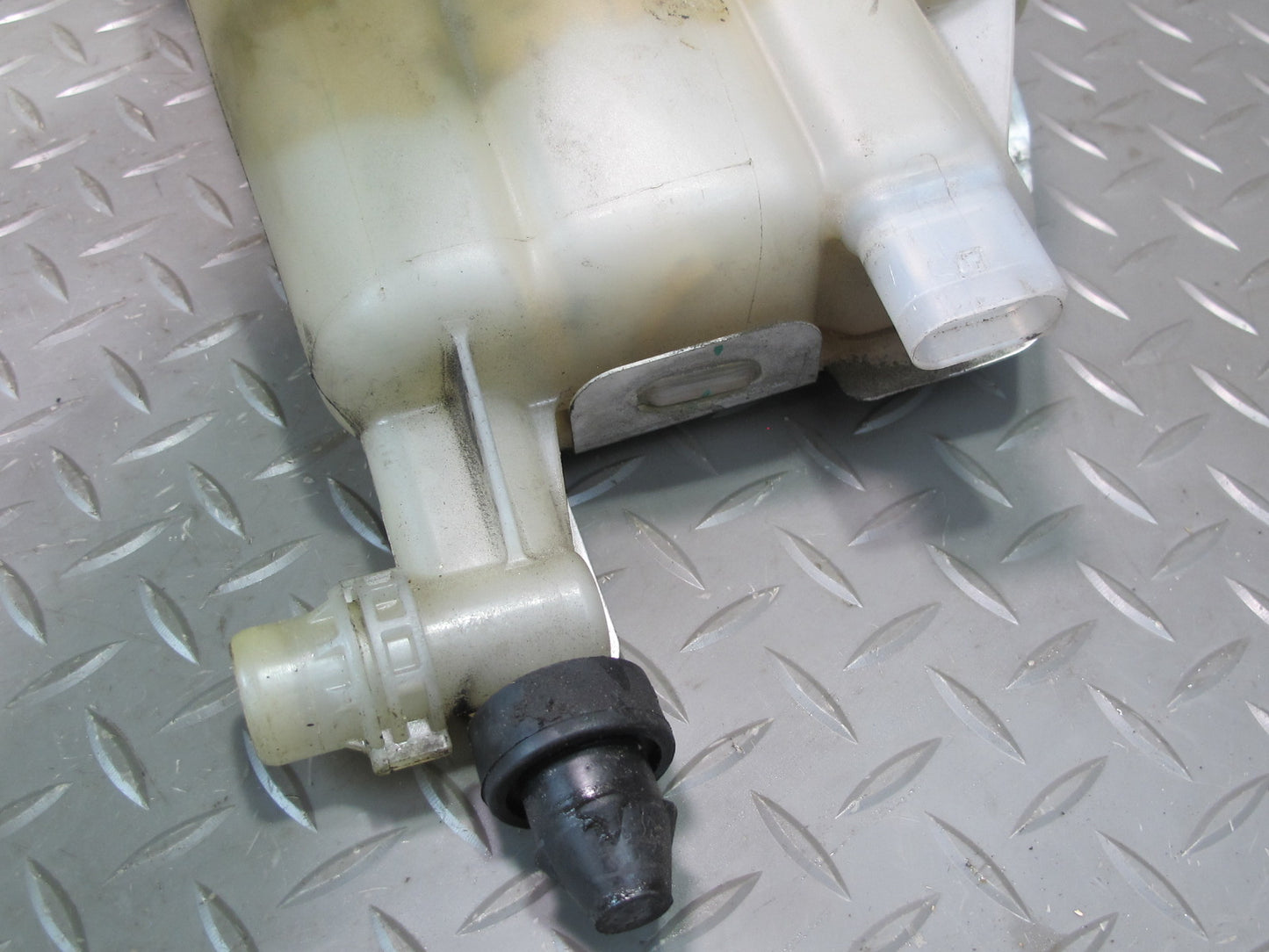 08-12 Audi 8T S5 4.2L Engine Coolant Expansion Overflow Reservoir Tank OEM