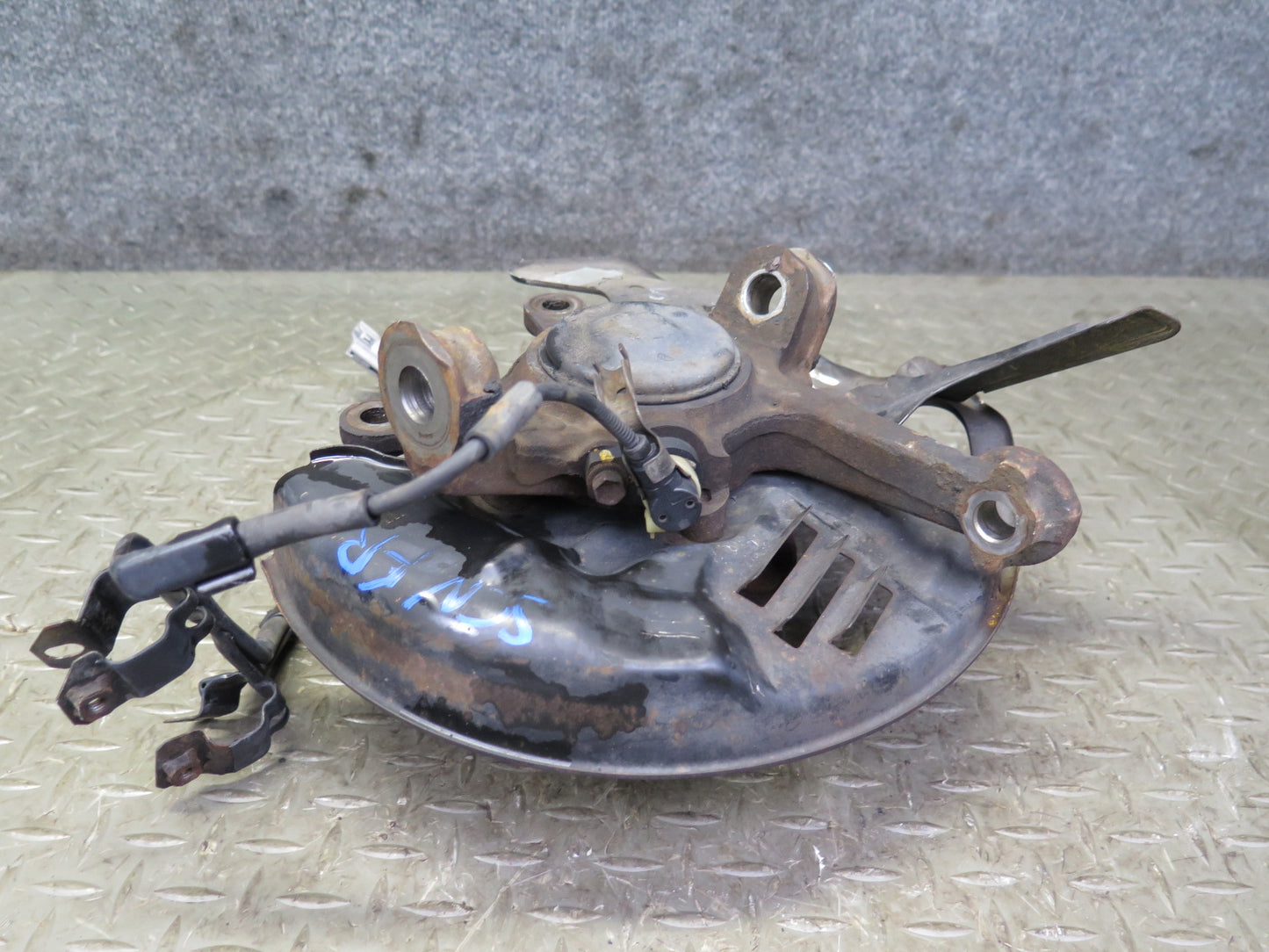 92-00 Lexus JZZ31L SC400 SC300 RWD Front Right Spindle Knuckle Wheel Hub OEM