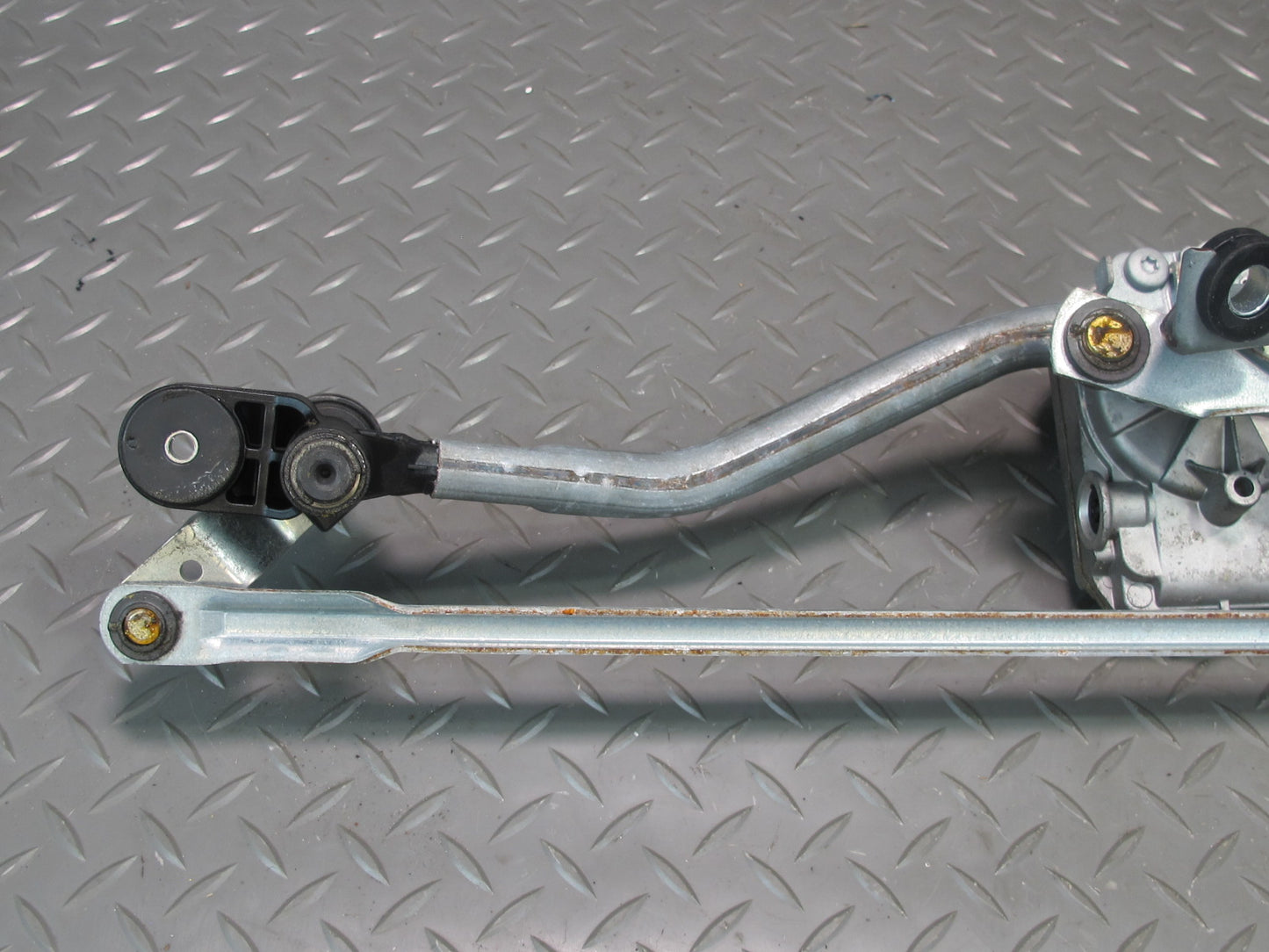 08-17 Audi 8T A5 S5 Coupe Windshield Wiper Transmission Linkage w Motor OEM