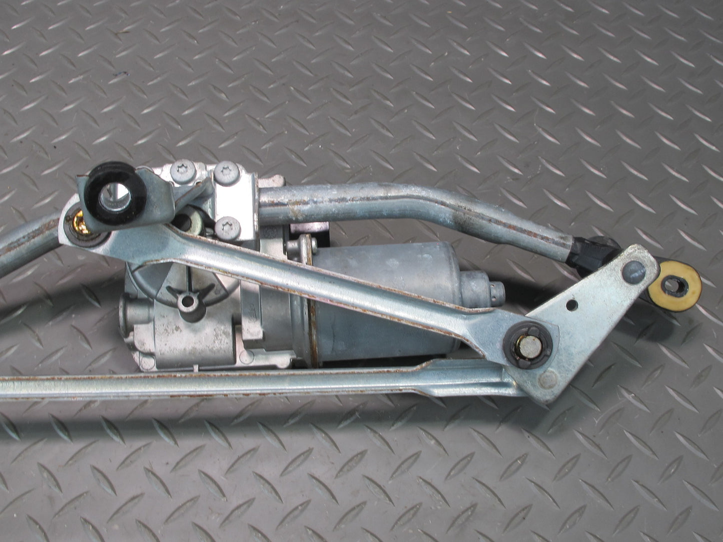 08-17 Audi 8T A5 S5 Coupe Windshield Wiper Transmission Linkage w Motor OEM