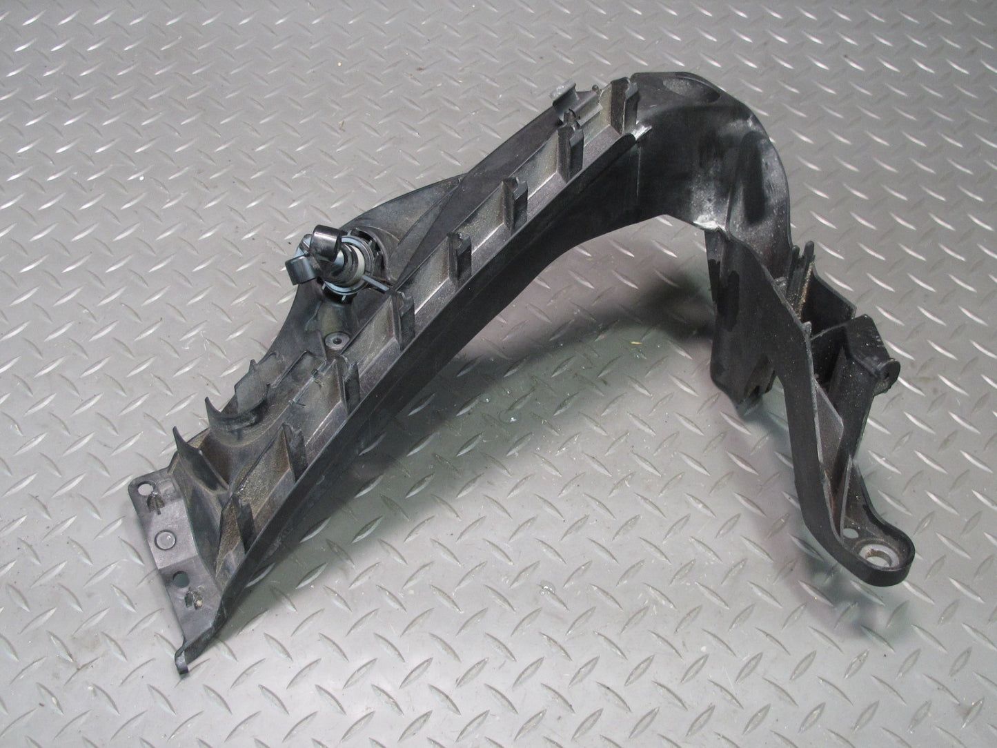 08-12 Audi 8T A5 S5 Front Left Headlight Mount Bracket Support OEM