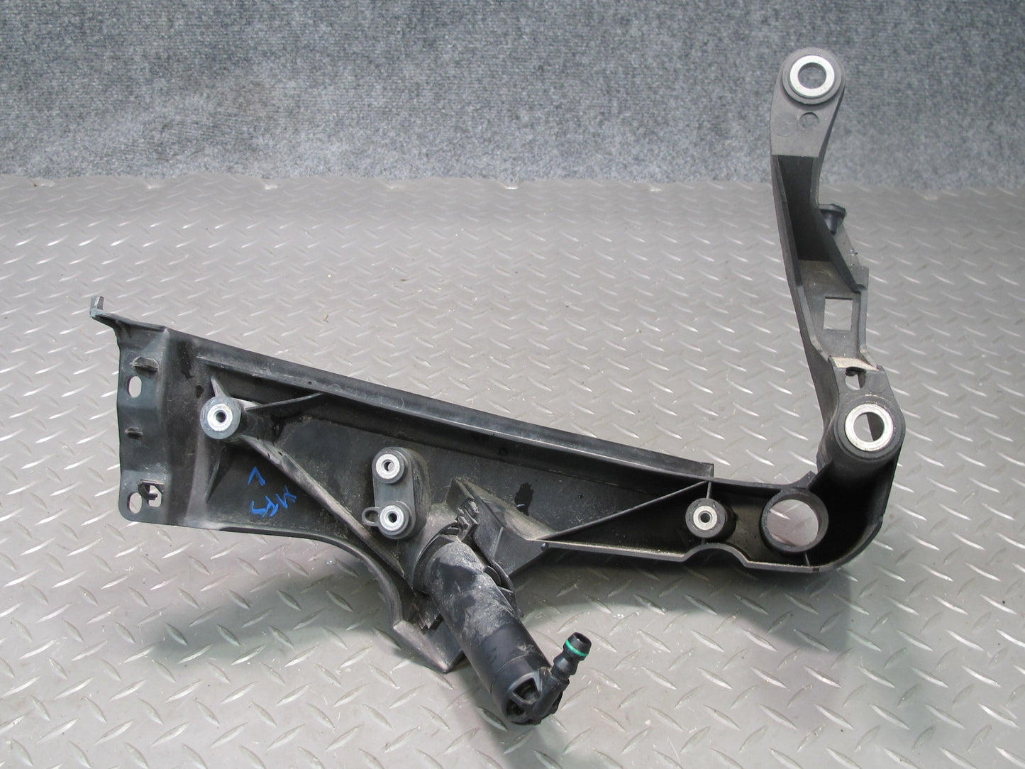 08-12 Audi 8T A5 S5 Front Left Headlight Mount Bracket Support OEM