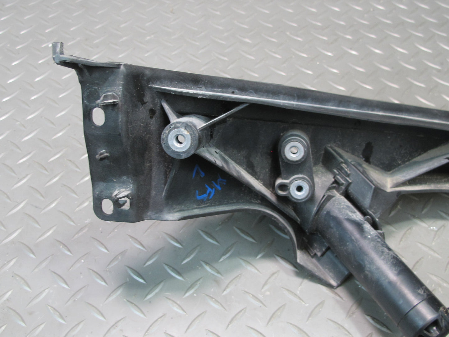 08-12 Audi 8T A5 S5 Front Left Headlight Mount Bracket Support OEM