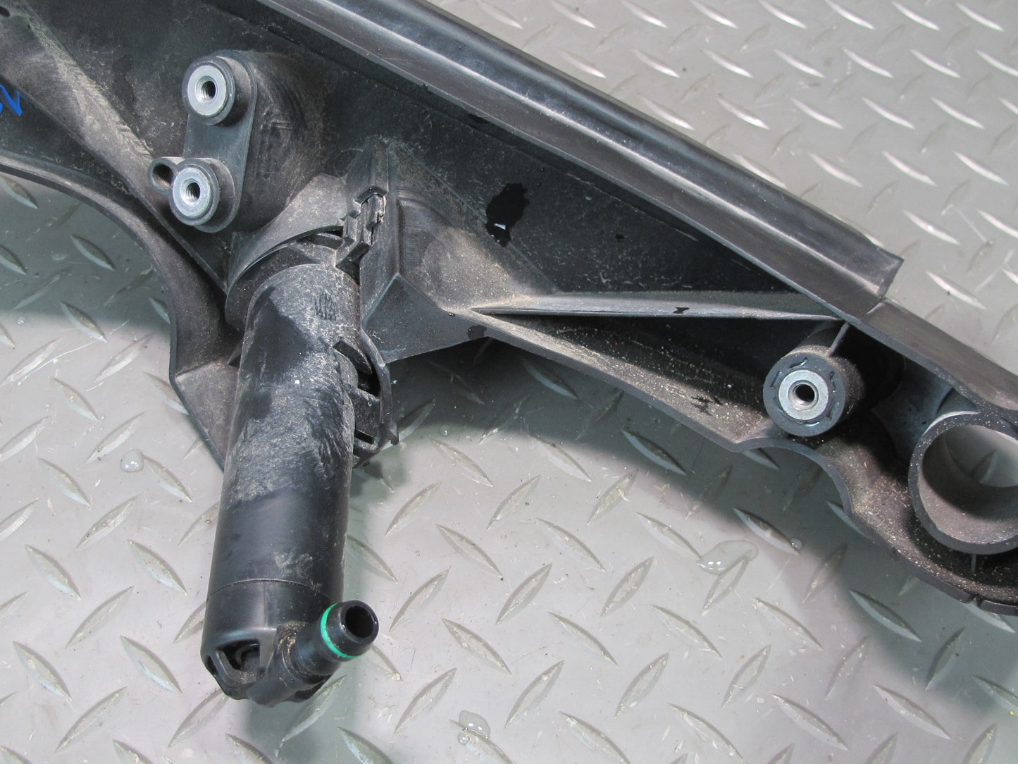 08-12 Audi 8T A5 S5 Front Left Headlight Mount Bracket Support OEM