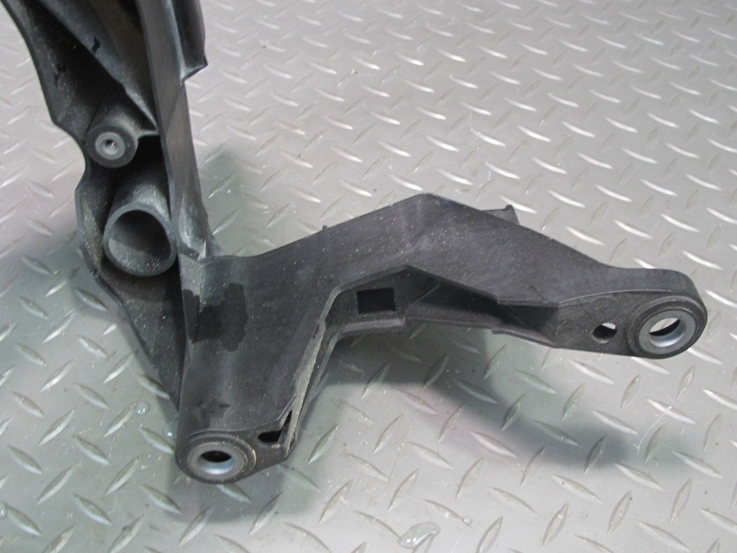 08-12 Audi 8T A5 S5 Front Left Headlight Mount Bracket Support OEM