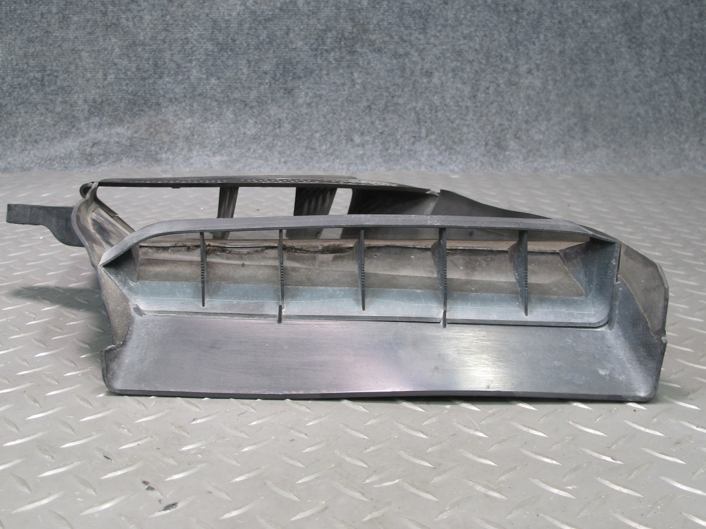 08-12 Audi 8T S5 Engine Air Intake Duct Pipe 8K0129618A OEM