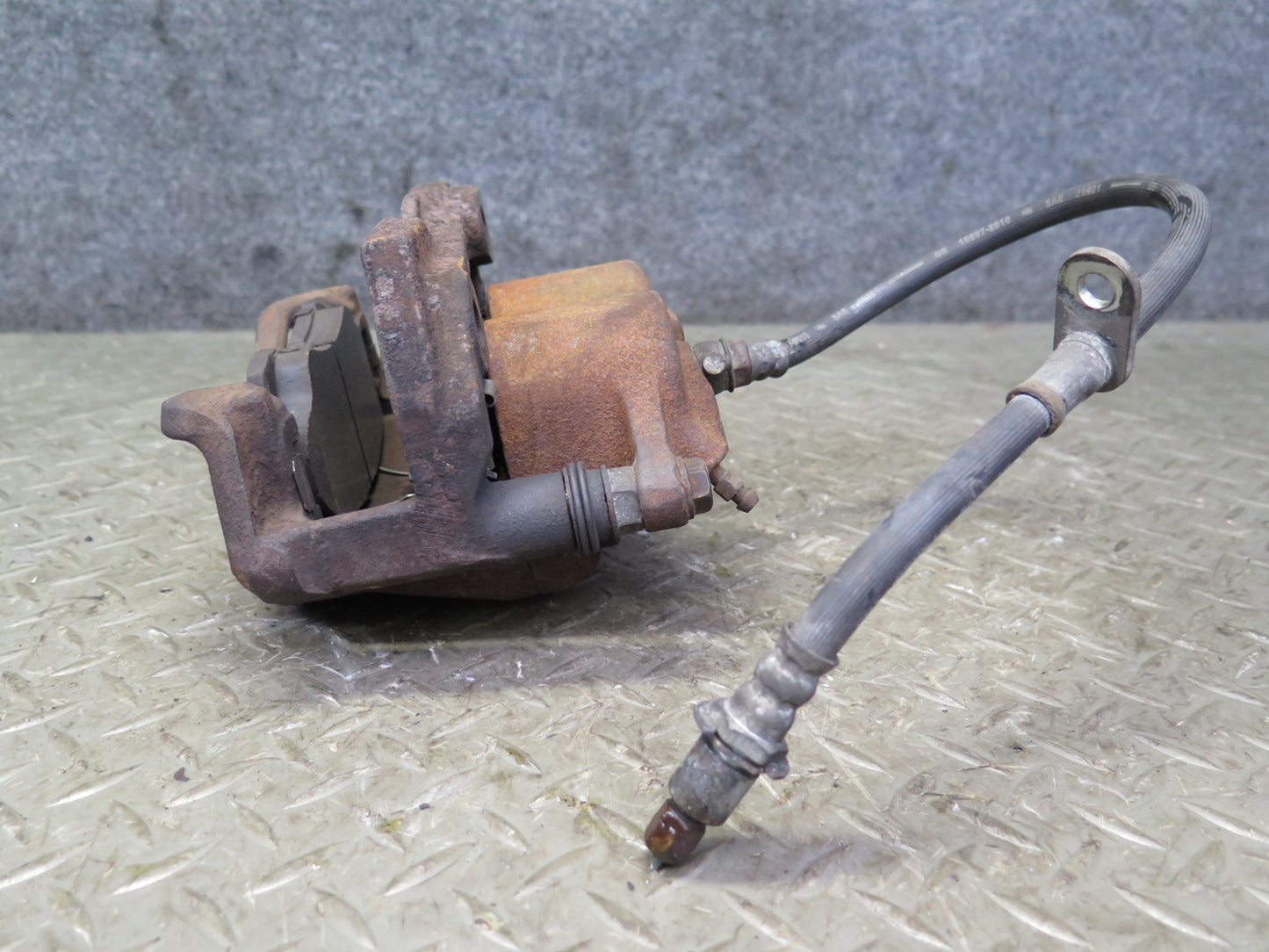 92-98 Lexus JZZ31L SC300 RWD Set of 2 Front Left & Right Brake Caliper OEM