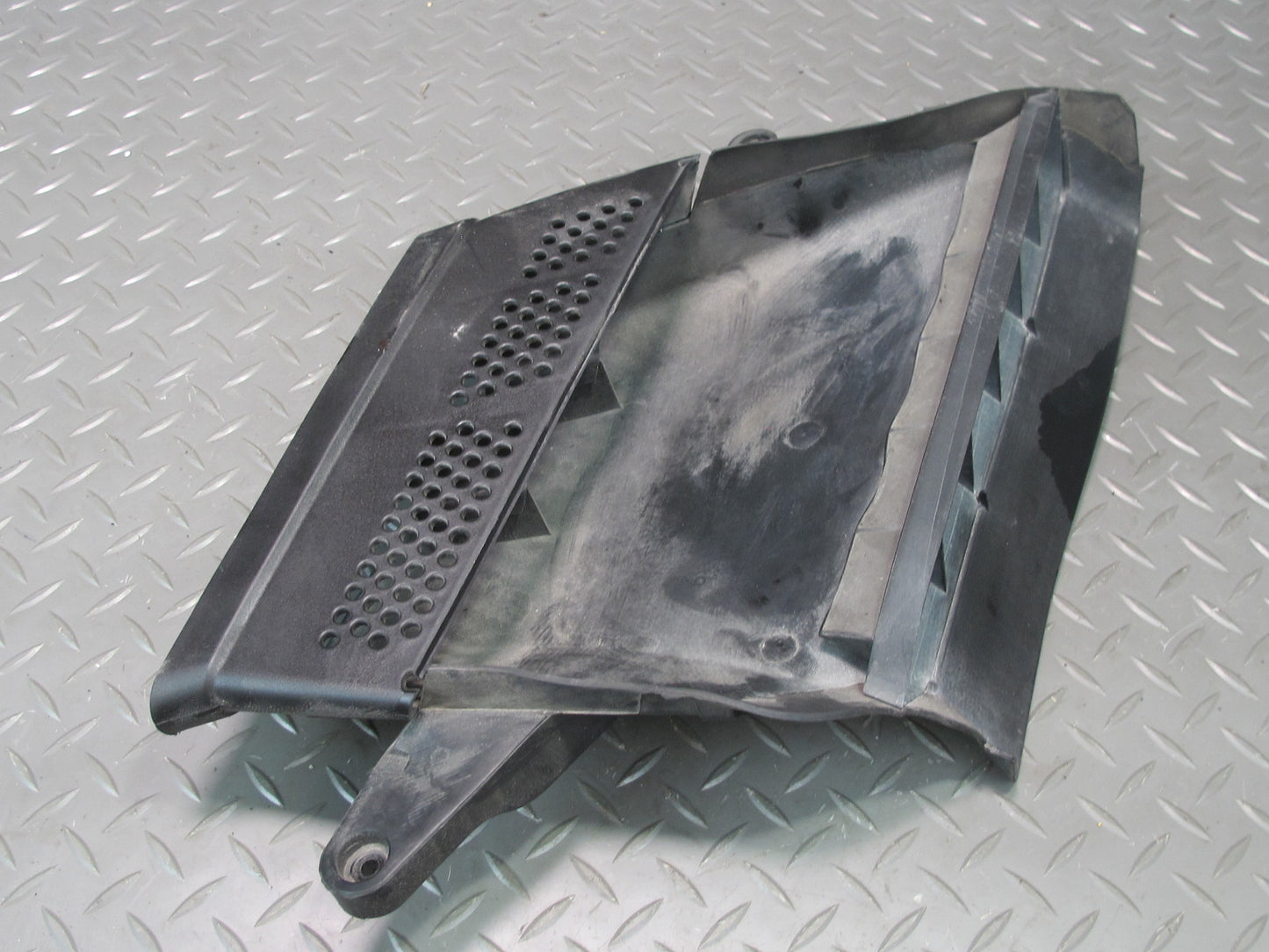 08-12 Audi 8T S5 Engine Air Intake Duct Pipe 8K0129618A OEM