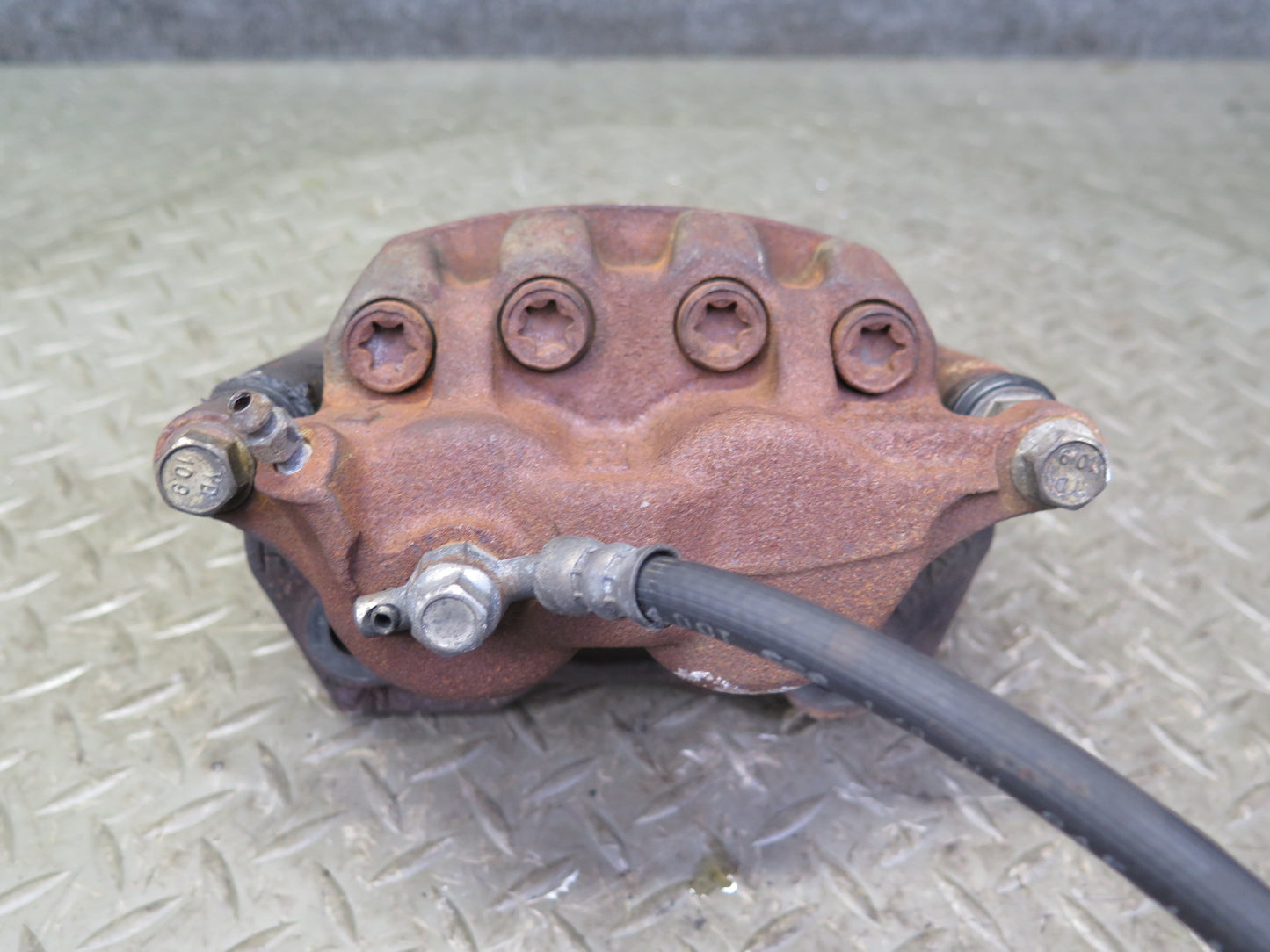 92-98 Lexus JZZ31L SC300 RWD Set of 2 Front Left & Right Brake Caliper OEM