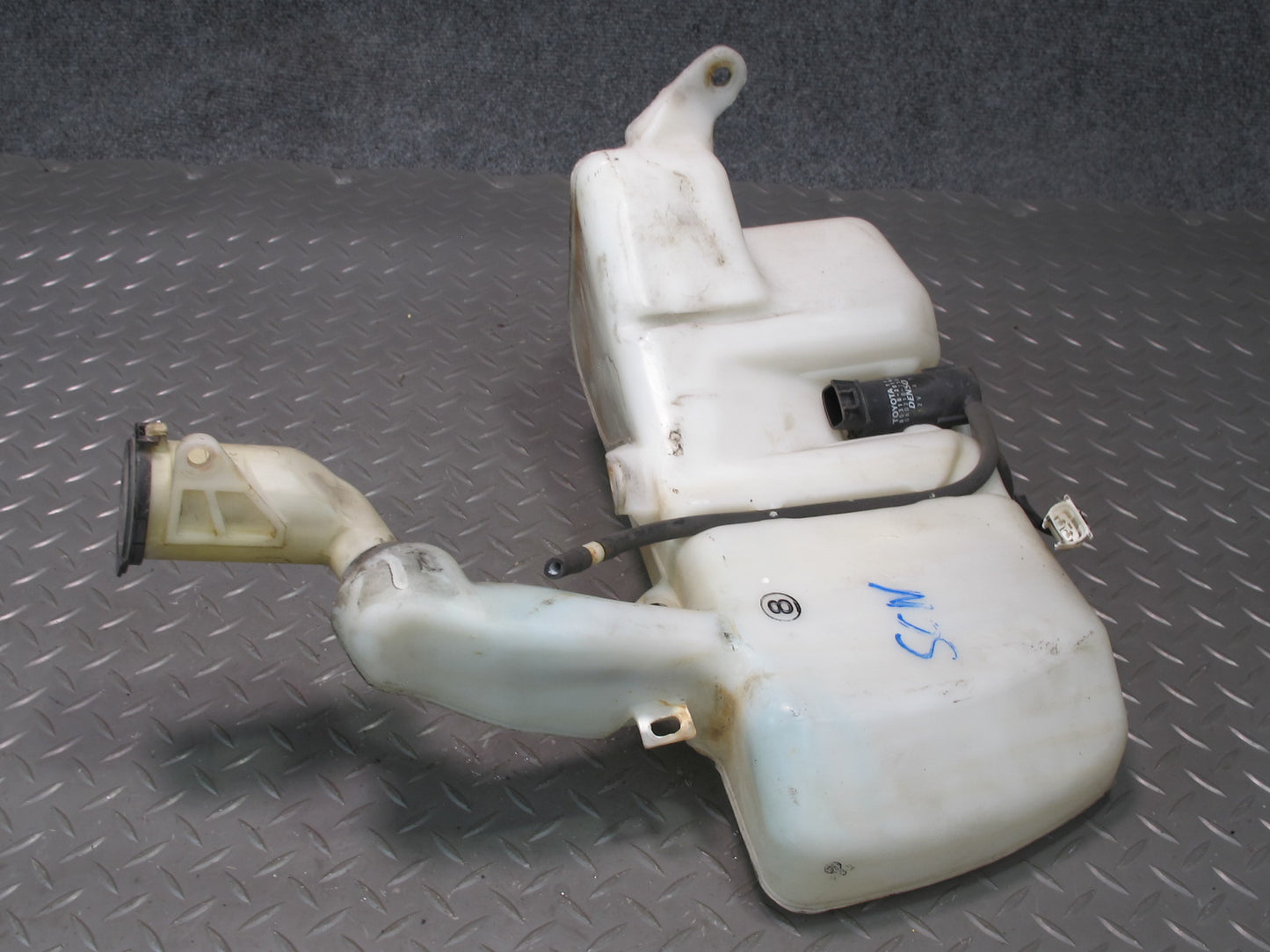 93-00 Lexus JZZ31L SC400 SC300 Windshield Washer Fluid Reservoir Tank w Pump OEM