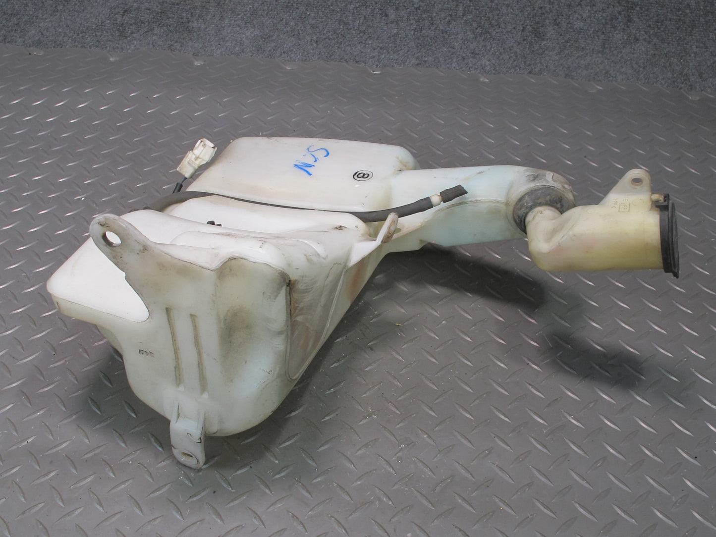 93-00 Lexus JZZ31L SC400 SC300 Windshield Washer Fluid Reservoir Tank w Pump OEM