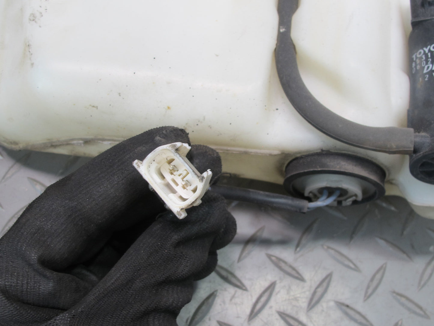 93-00 Lexus JZZ31L SC400 SC300 Windshield Washer Fluid Reservoir Tank w Pump OEM