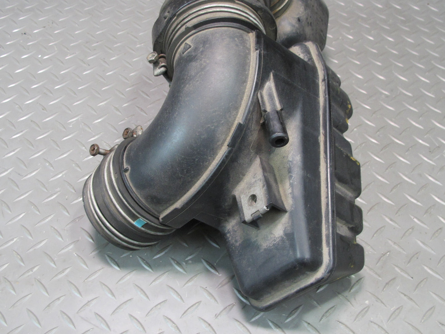 98-00 Lexus JZZ31L SC300 2JZGE Air Intake Resonator w Hose Tube 17893-46120 OEM