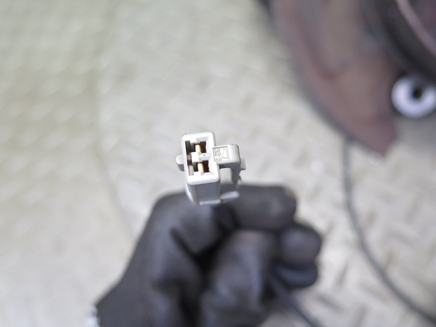 92-00 Lexus JZZ31L SC400 SC300 RWD Rear Left Spindle Knuckle Wheel Hub OEM