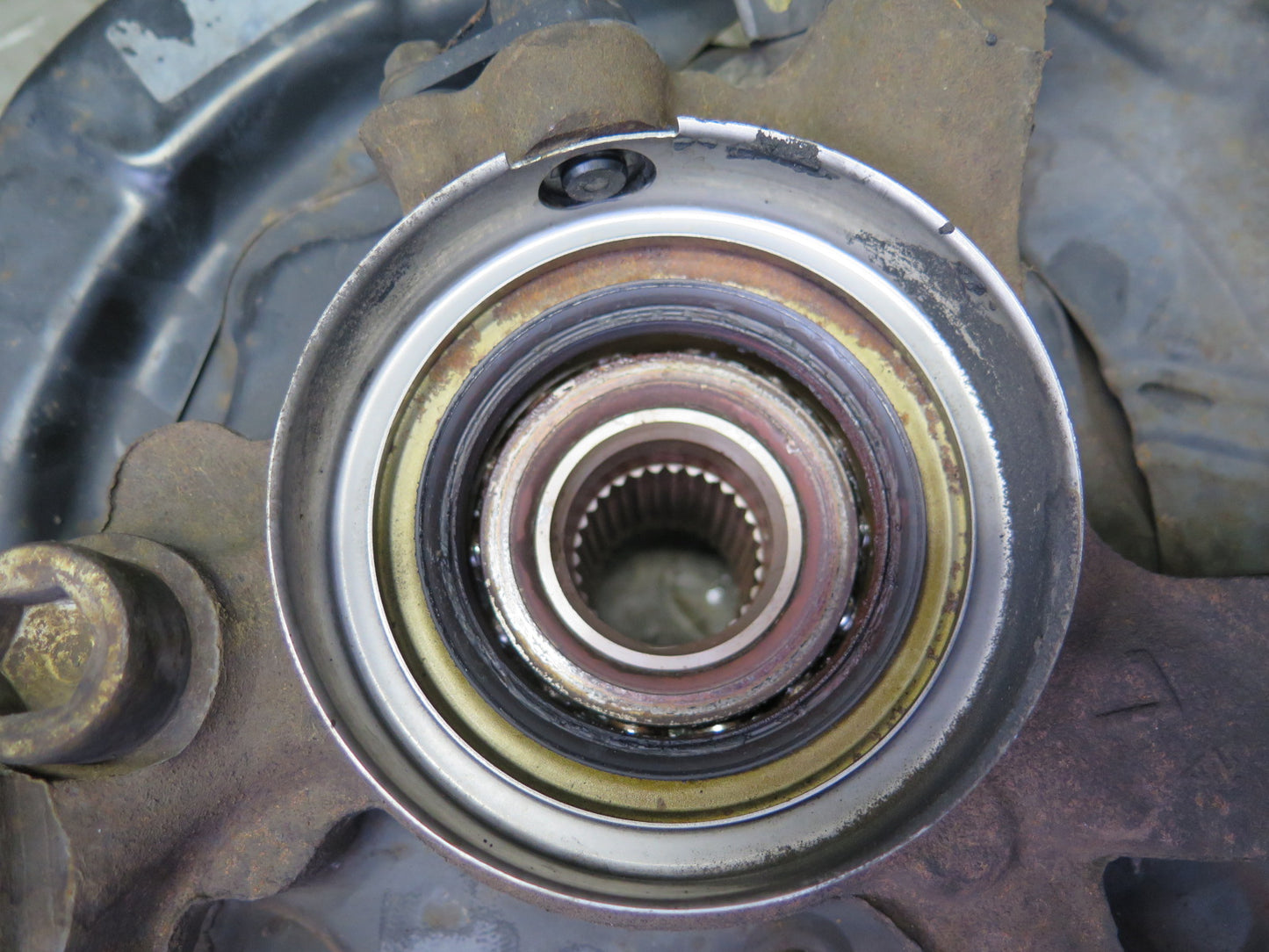 92-00 Lexus JZZ31L SC400 SC300 RWD Rear Left Spindle Knuckle Wheel Hub OEM