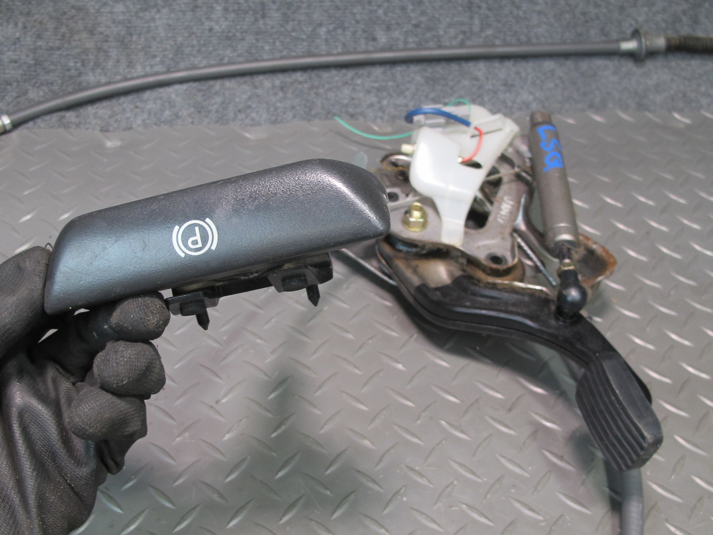 98-00 Lexus LS400 Emergency Parking Brake Pedal w Release Handle & Cable Set OEM