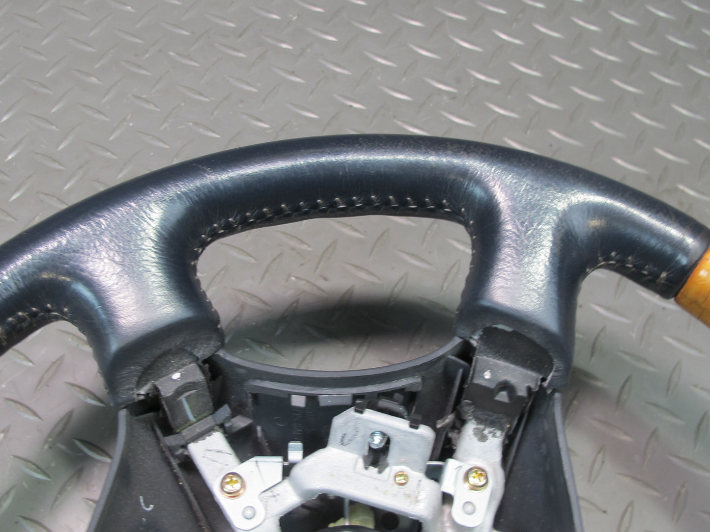 98-00 Lexus UCF20L LS400 Leather Wood Steering w Cruise Control Switch Black OEM