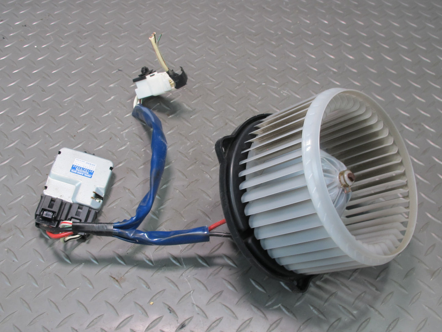 98-00 Lexus UCF20L LS400 A/C Heater Blower Motor Fan w Control Module OEM