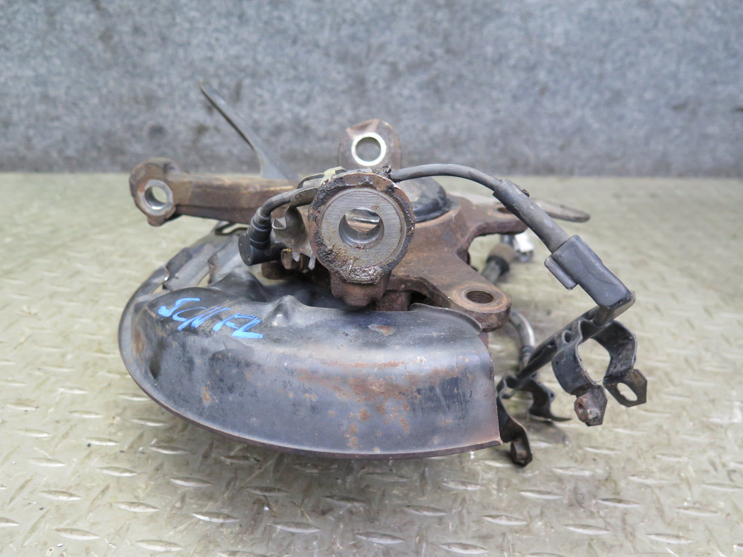 92-00 Lexus JZZ31L SC400 SC300 RWD Front Left Spindle Knuckle Wheel Hub OEM