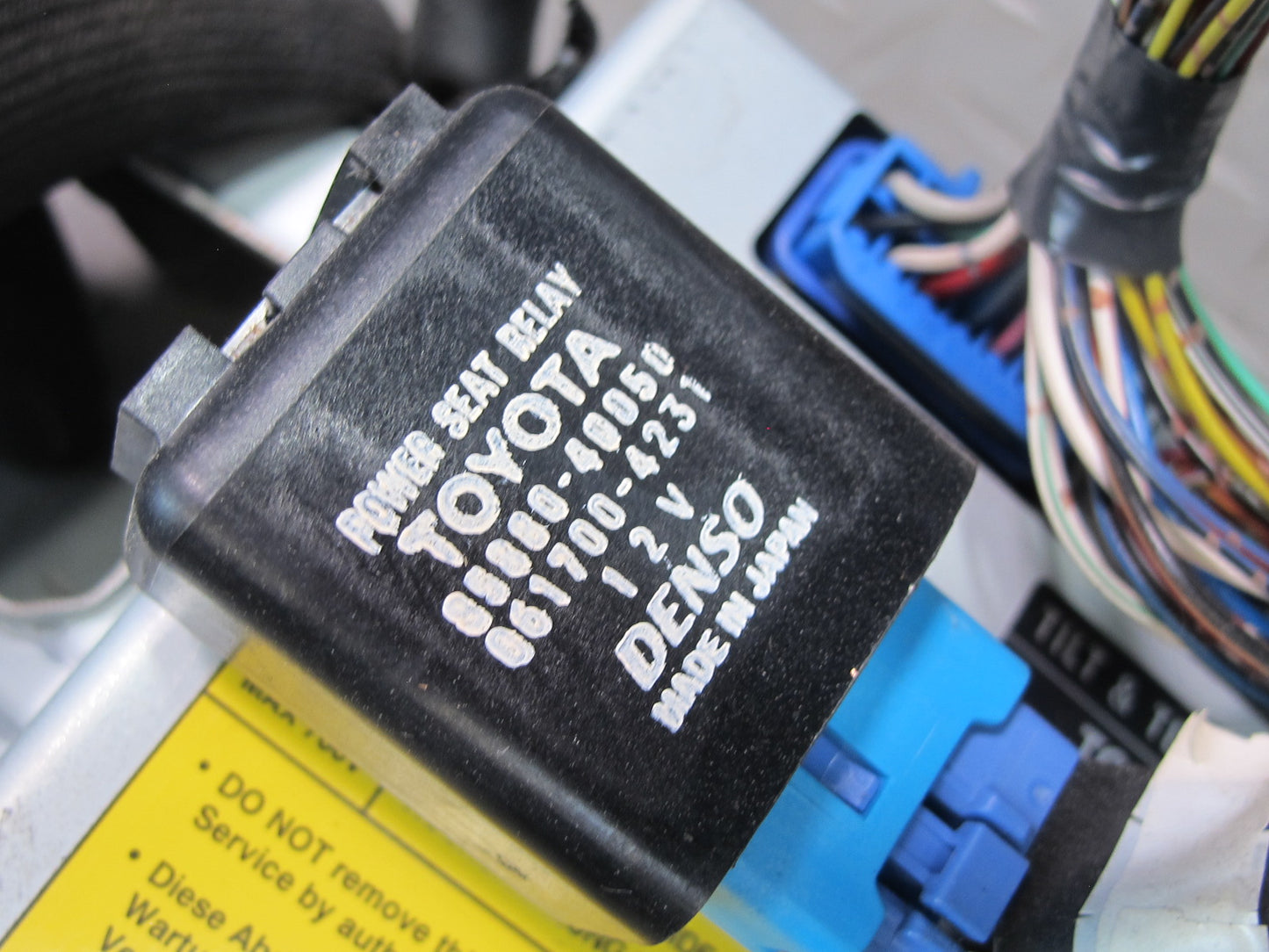 99-00 Lexus UCF20L LS400 Tilt & Telescopic Steering Column Control Module OEM