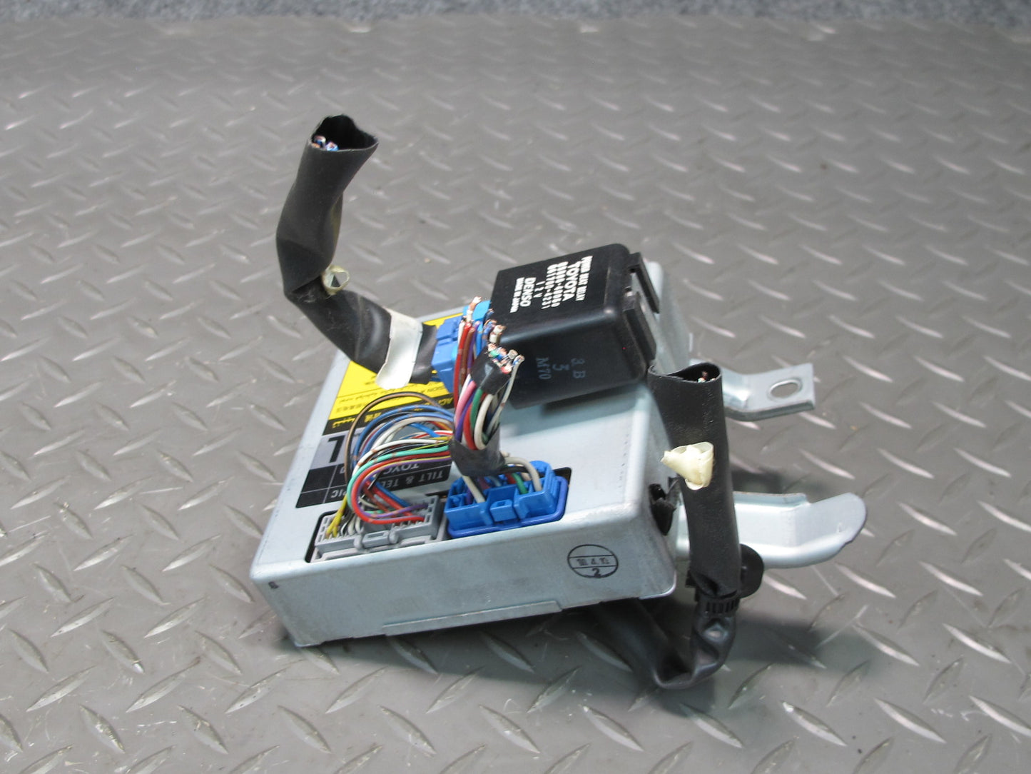 99-00 Lexus UCF20L LS400 Tilt & Telescopic Steering Column Control Module OEM