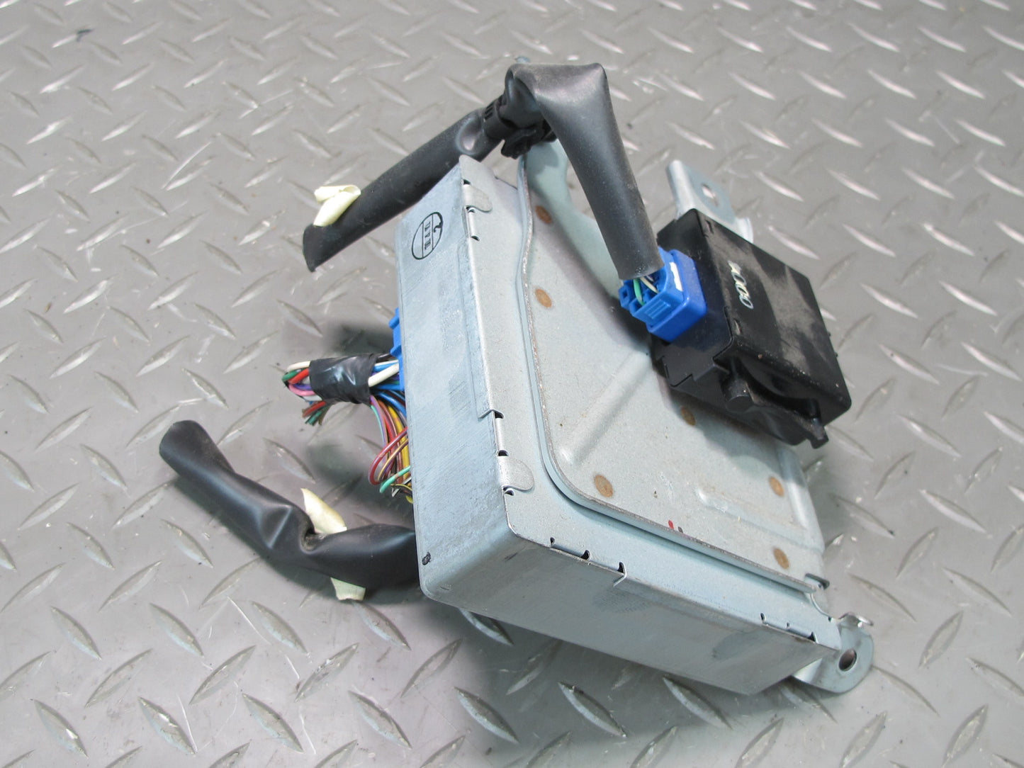 99-00 Lexus UCF20L LS400 Tilt & Telescopic Steering Column Control Module OEM