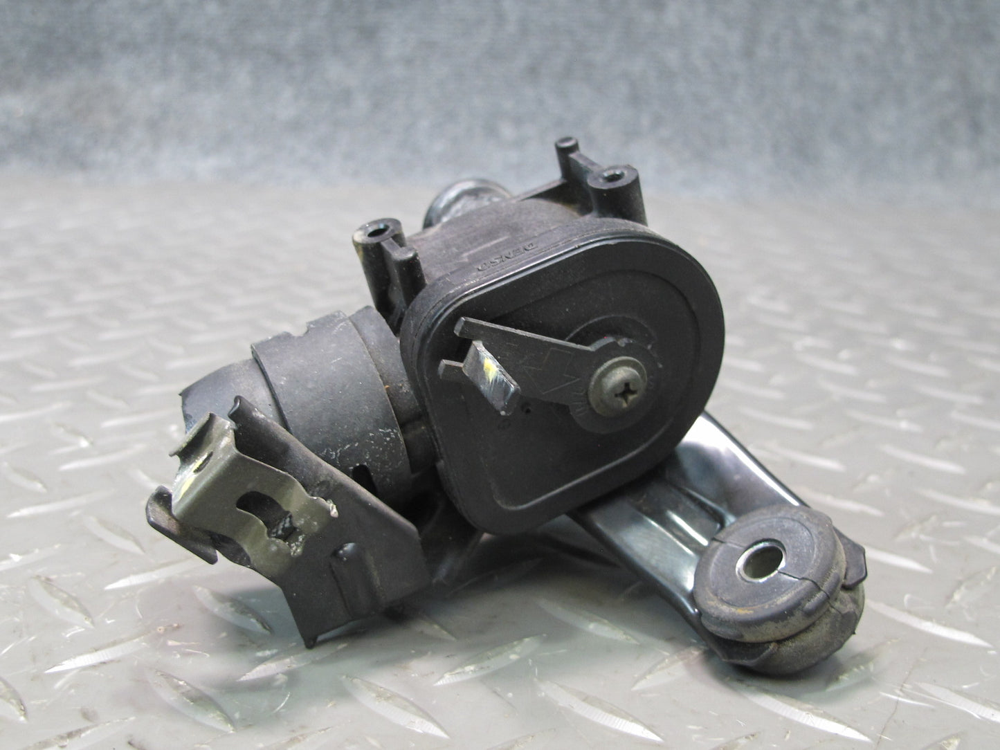 98-00 Lexus UCF20L LS400 Heater Control Water Valve OEM