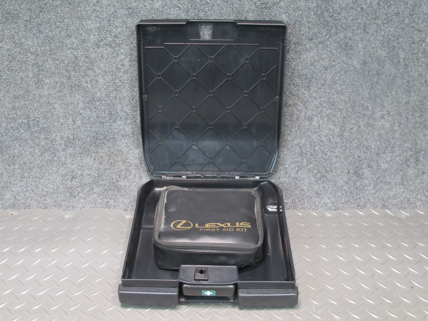 95-00 Lexus UCF20L LS400 Under Seat First AID KIT w Box 71753-50010 OEM