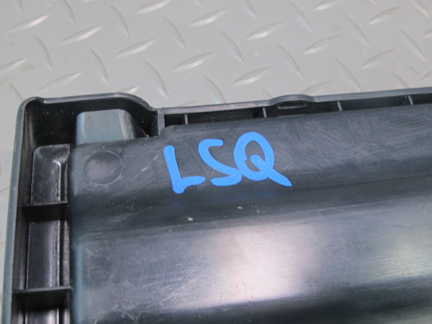 95-00 Lexus UCF20L LS400 Under Seat First AID KIT w Box 71753-50010 OEM