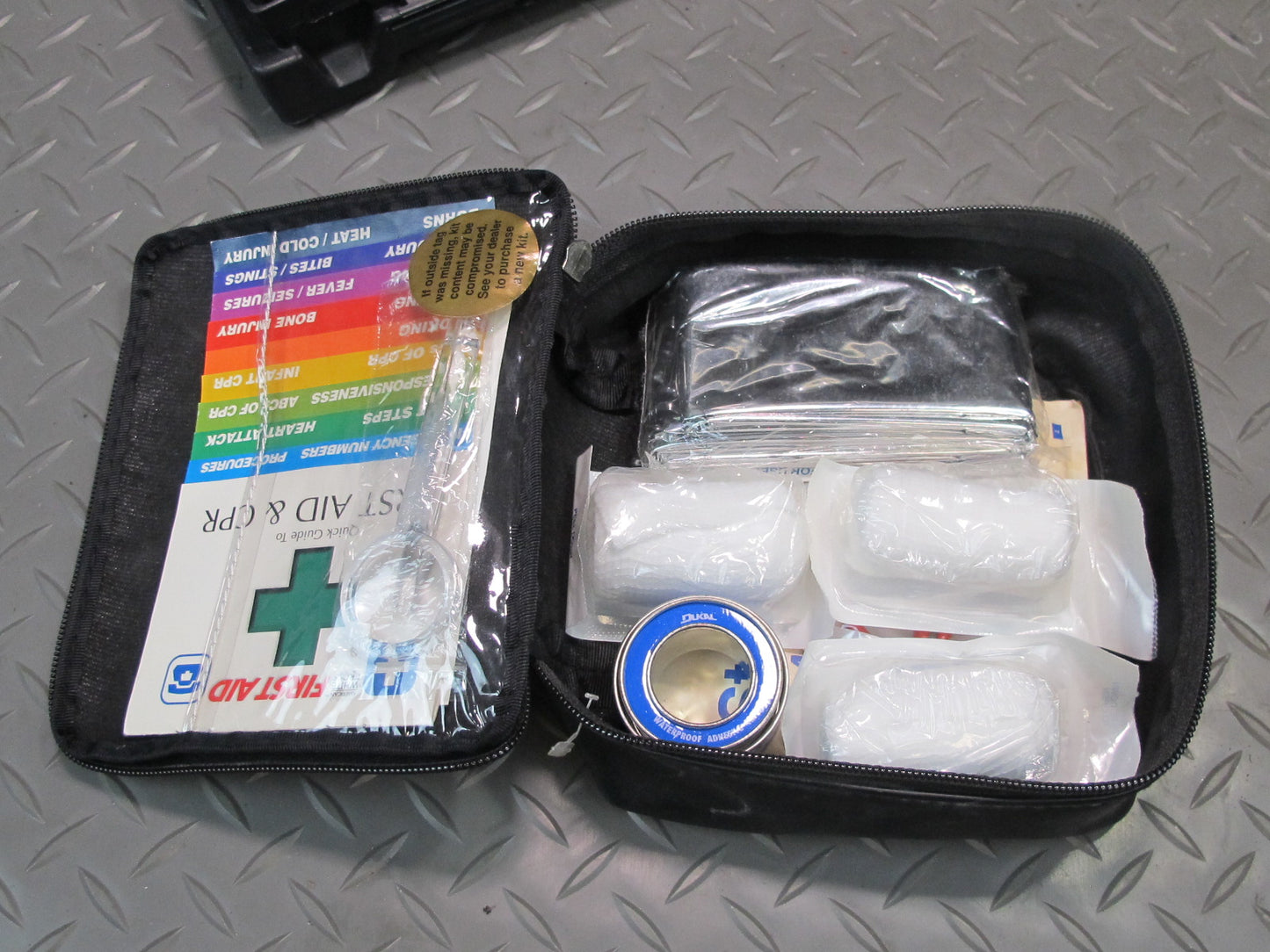 95-00 Lexus UCF20L LS400 Under Seat First AID KIT w Box 71753-50010 OEM