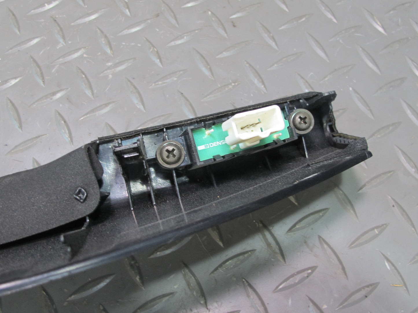 95-00 Lexus UCF20L LS400 Dash Odometer Trip Reset Dimmer Switch w Trim Panel OEM